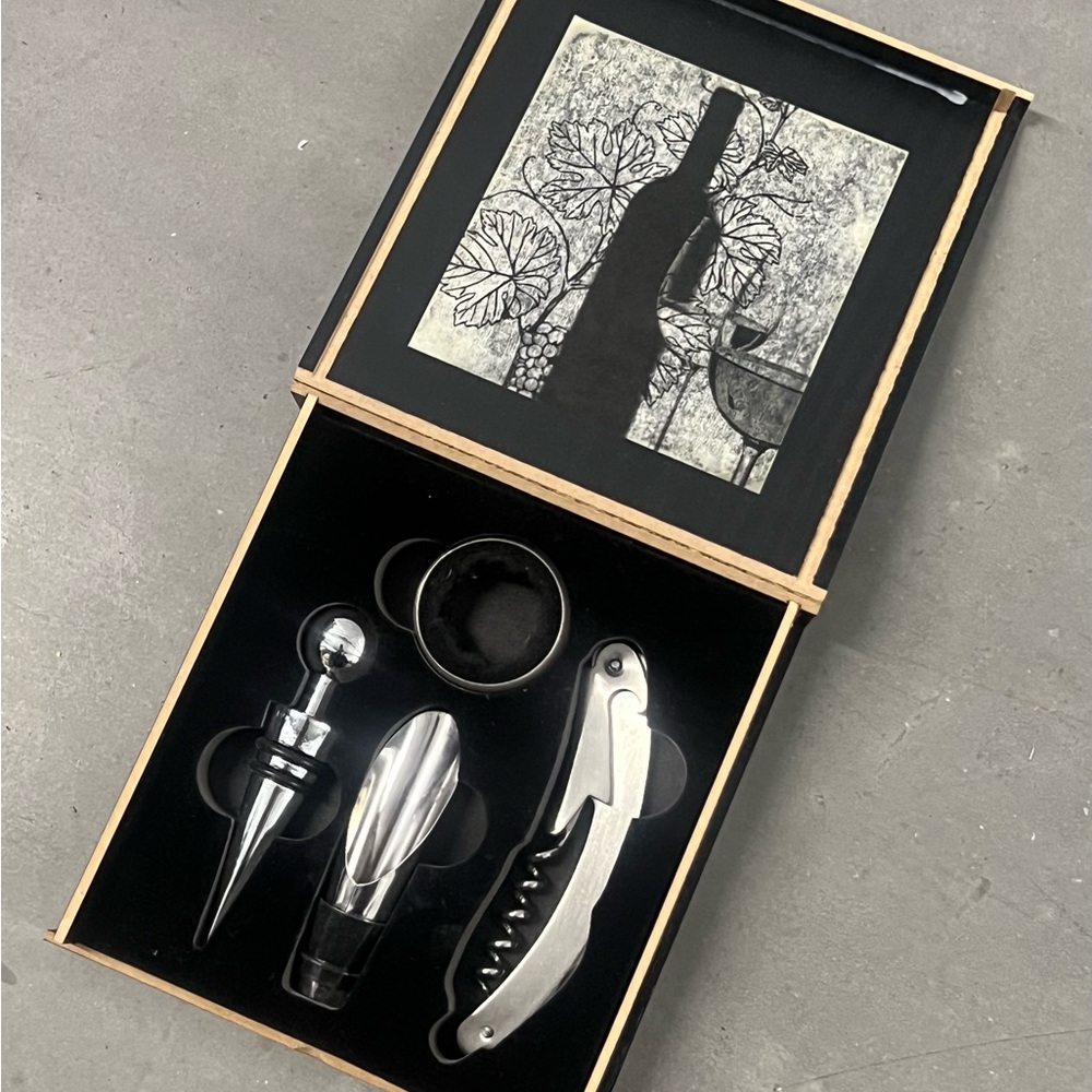 4 Pc Wine Tools Accessory Set Packaged in Wooden Box